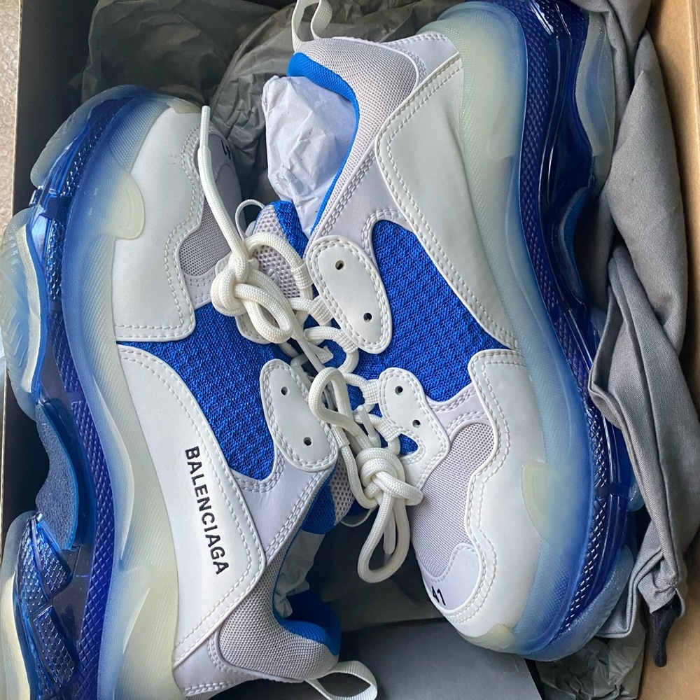 Worn twice Balenciaga Triple S white and blue size 41E= 8